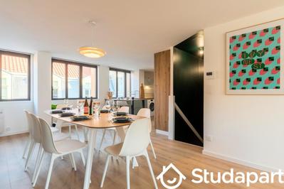 Chambre - 15 m² - 1 pièce