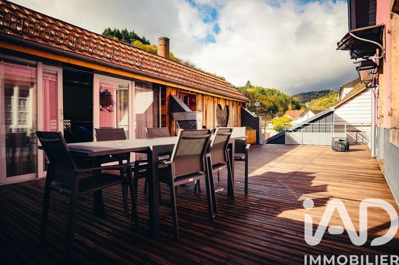 Maison - 202 m² - 5 pièces