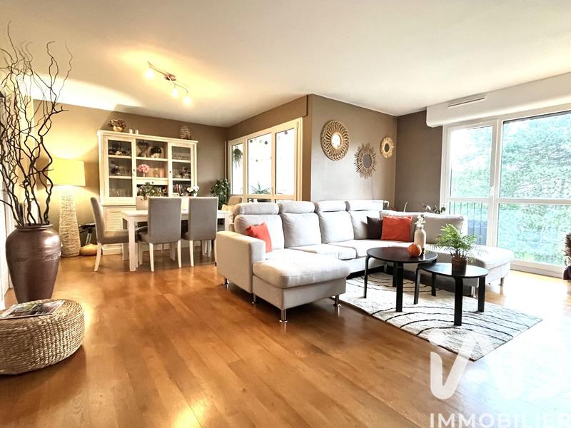 Appartement - 98 m² - 4 pièces