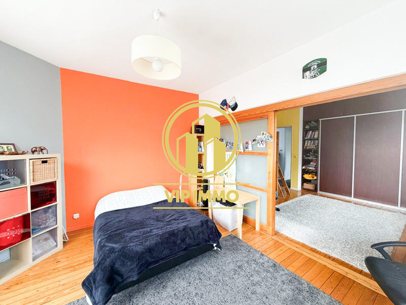 Villa - 224 m² - 14 pièces