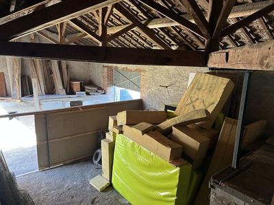 Corps de ferme - 400 m² - 6 pièces