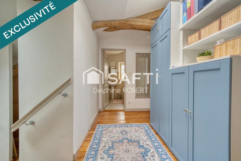 Maison - 212 m² - 8 pièces