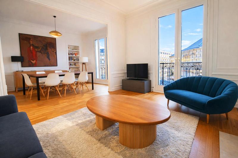 Appartement - 93 m² - 4 pièces