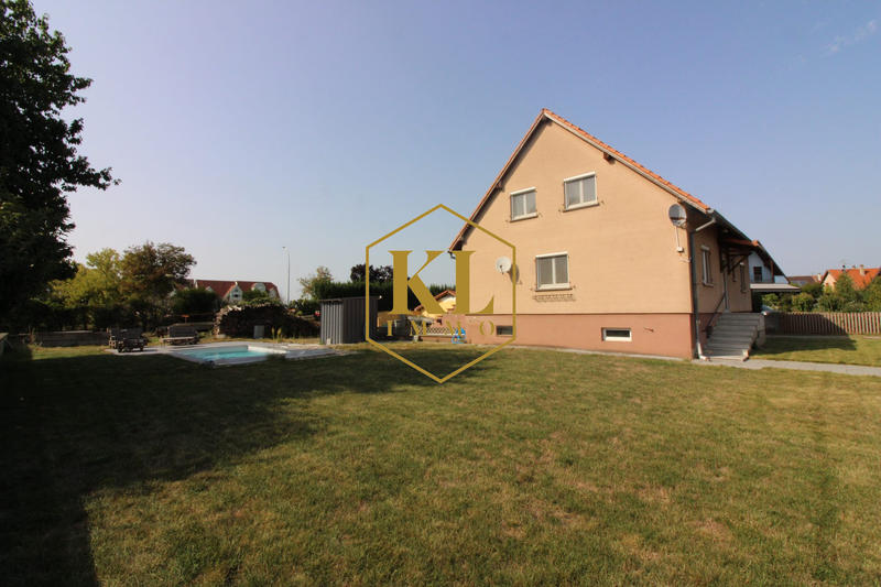 Maison - 148 m² - 7 pièces