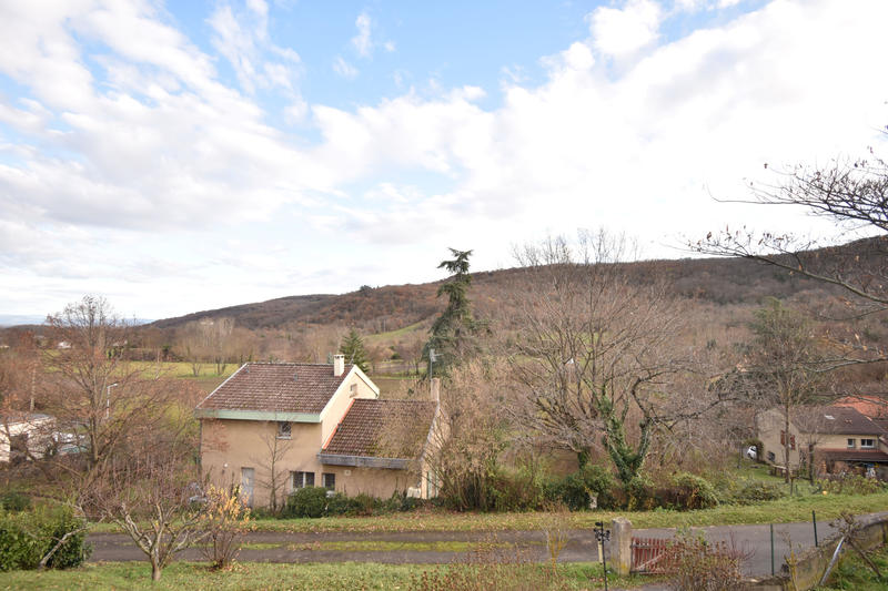 Maison - 93 m² - 4 pièces