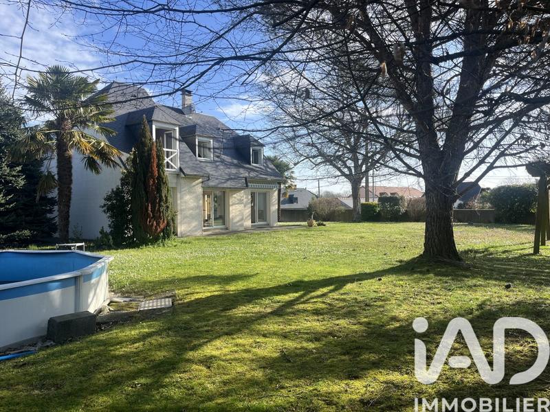 Maison - 138 m² - 6 pièces