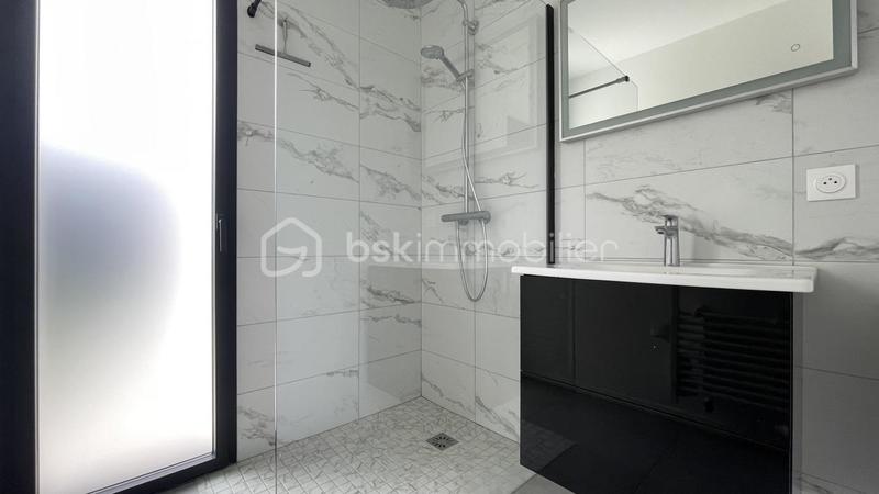 Maison - 190 m² - 6 pièces