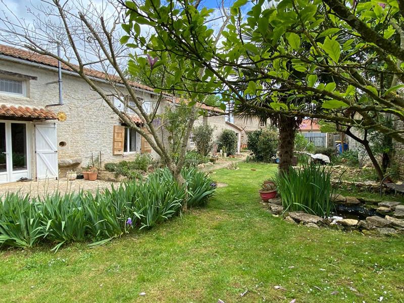 Maison - 155 m² - 6 pièces