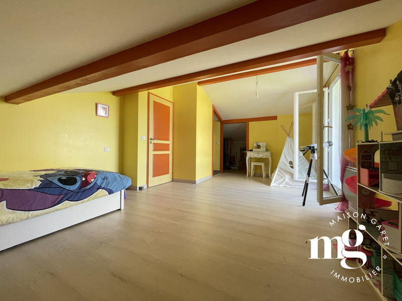 Maison - 164 m² - 5 pièces