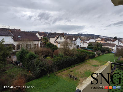 Appartement - 72 m² - 4 pièces