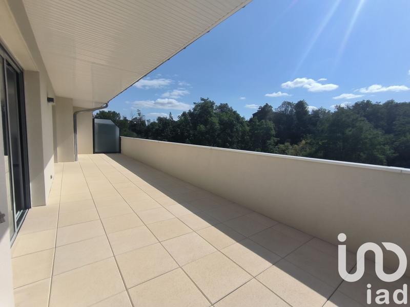 Appartement - 93 m² - 4 pièces