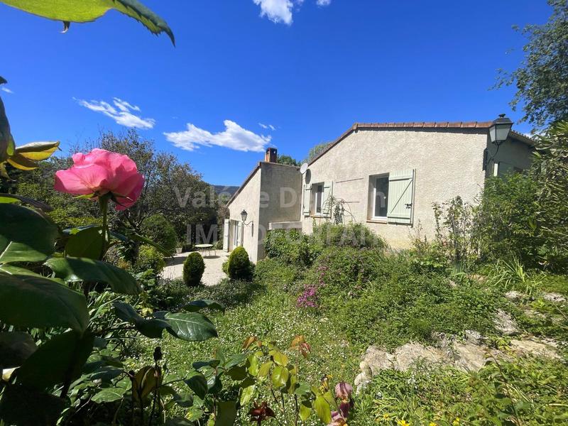 Maison - 93 m² - 4 pièces