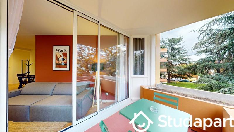 Chambre - 9 m² - 1 pièce