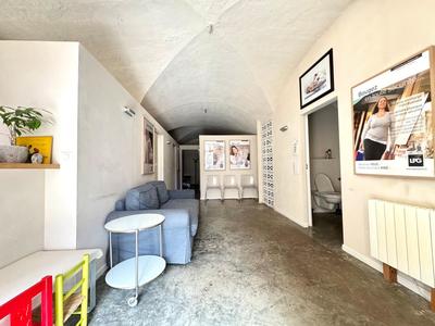 Appartement - 60 m² - 2 pièces