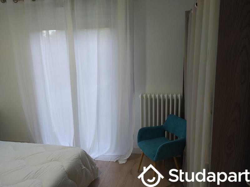 Chambre - 14 m² - 1 pièce