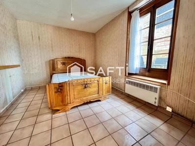 Maison - 75 m² - 5 pièces