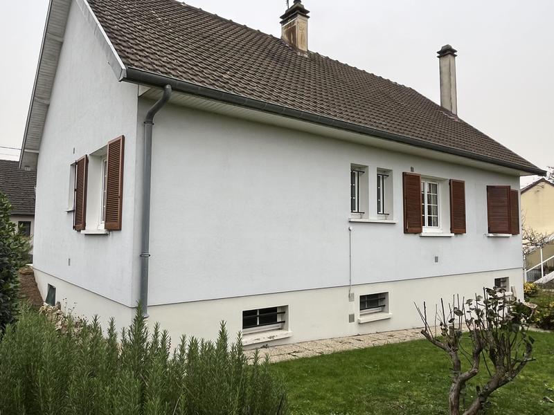 Maison traditionnelle - 123 m² - 6 pièces