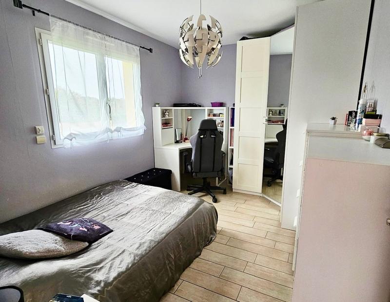 Maison - 121 m² - 6 pièces