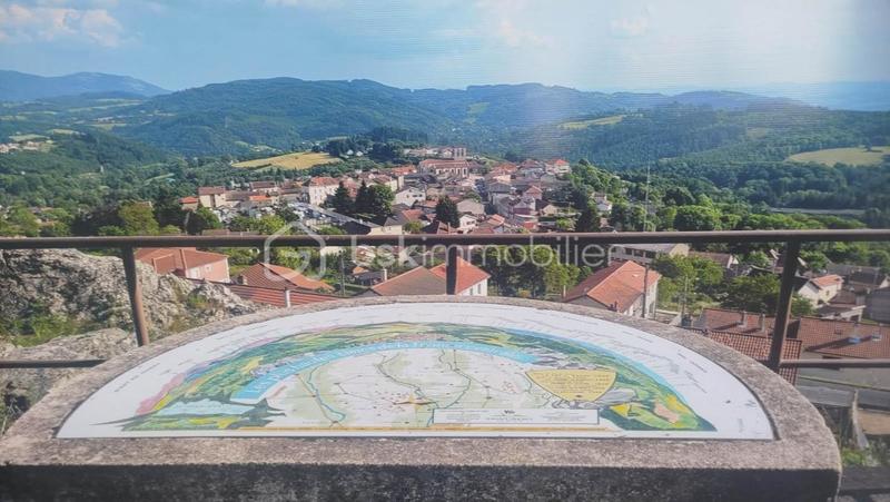 Maison de ville - 70 m² - 5 pièces