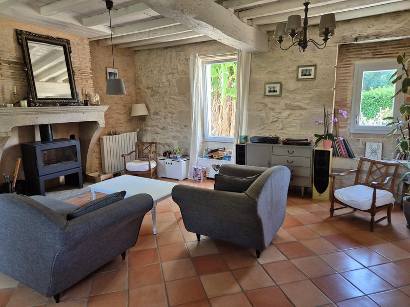 Maison - 211 m² - 7 pièces