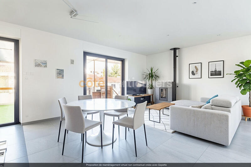 Maison - 156 m² - 6 pièces