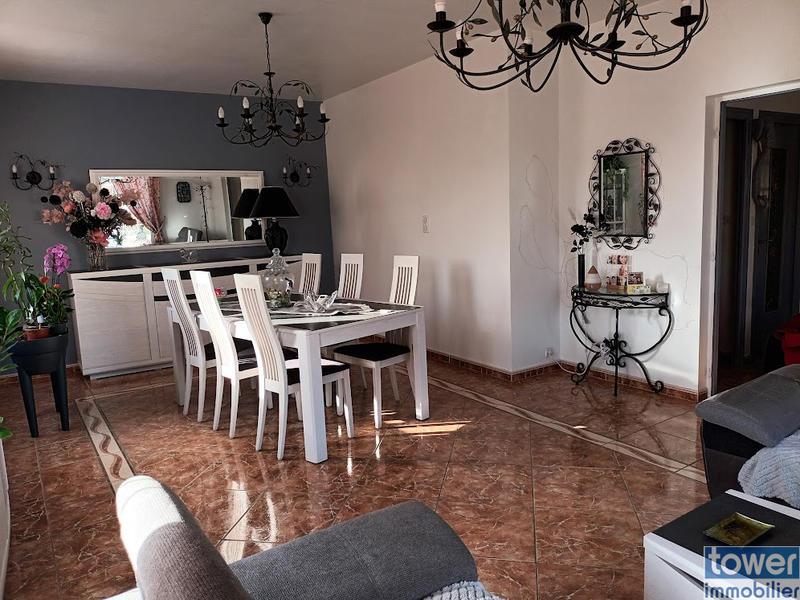 Maison - 155 m² - 8 pièces