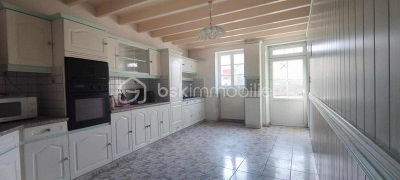 Corps de ferme - 166 m² - 5 pièces