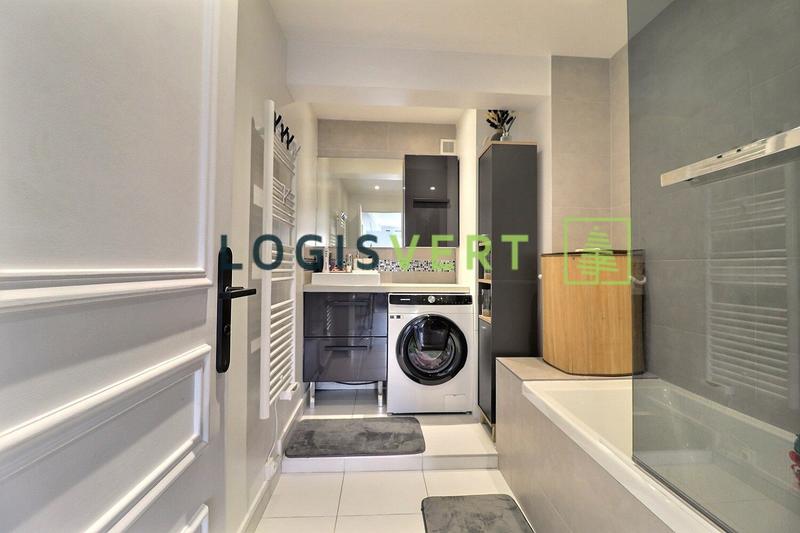 Appartement - 67 m² - 4 pièces