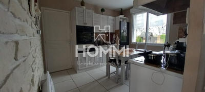 Maison ancienne - 194 m² - 8 pièces