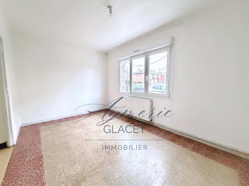 Maison - 92 m² - 5 pièces