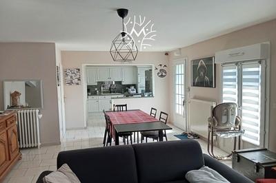 Maison - 82 m² - 5 pièces