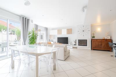 Maison - 115 m² - 6 pièces