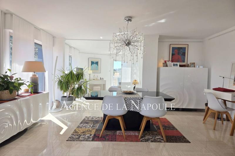 Appartement - 110 m² - 4 pièces