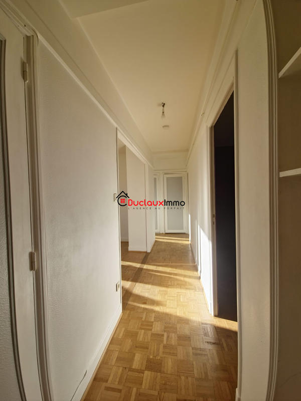 Appartement - 57 m² - 3 pièces