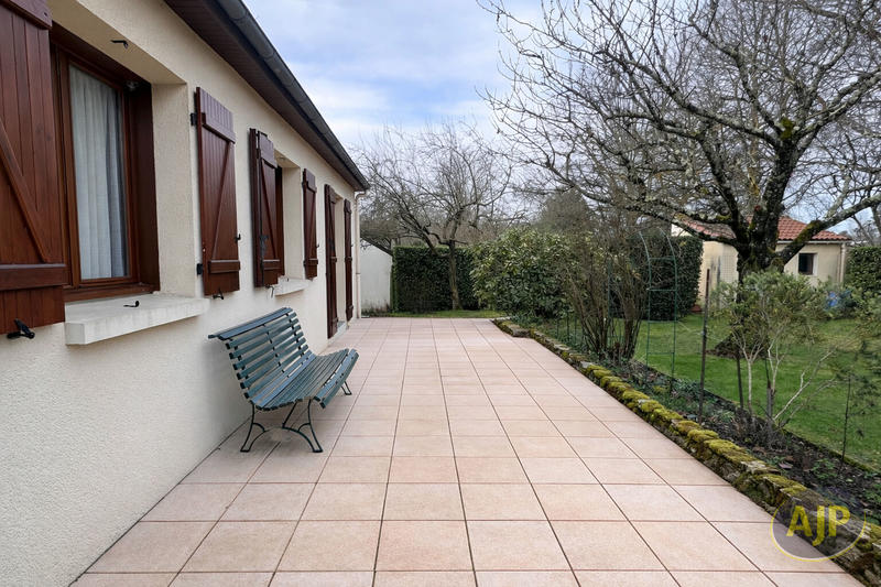 Maison - 80 m² - 4 pièces