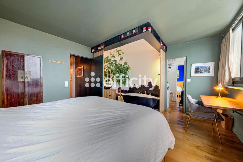 Appartement - 100 m² - 5 pièces