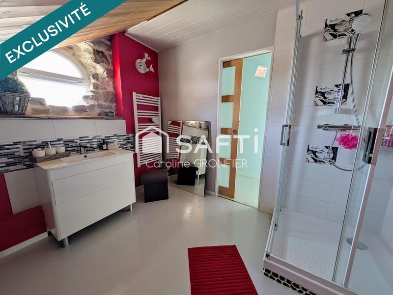 Maison - 164 m² - 9 pièces