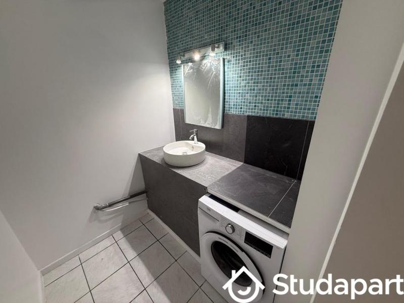 Chambre - 13 m² - 1 pièce