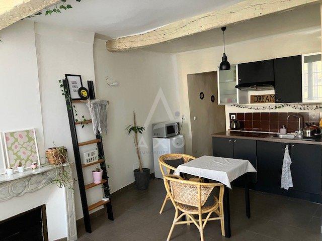 Appartement ancien - 45 m² - 2 pièces