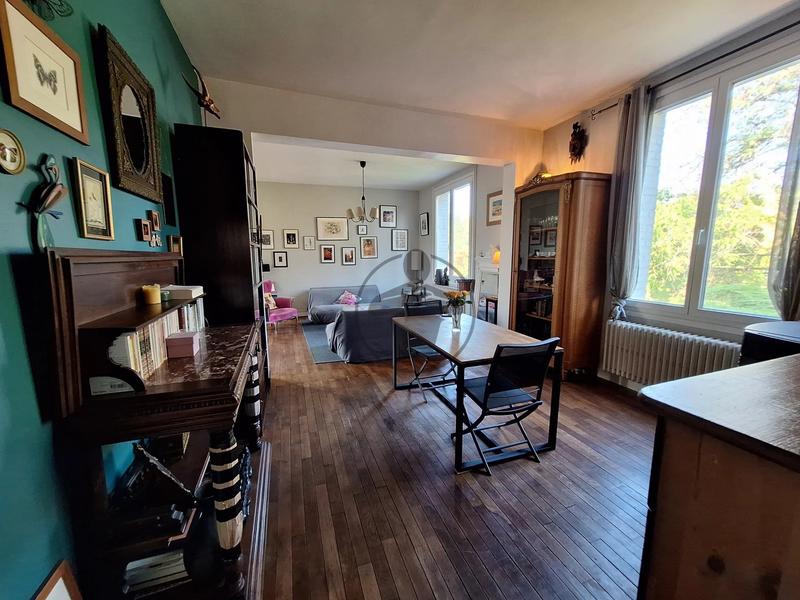 Maison - 287 m² - 10 pièces