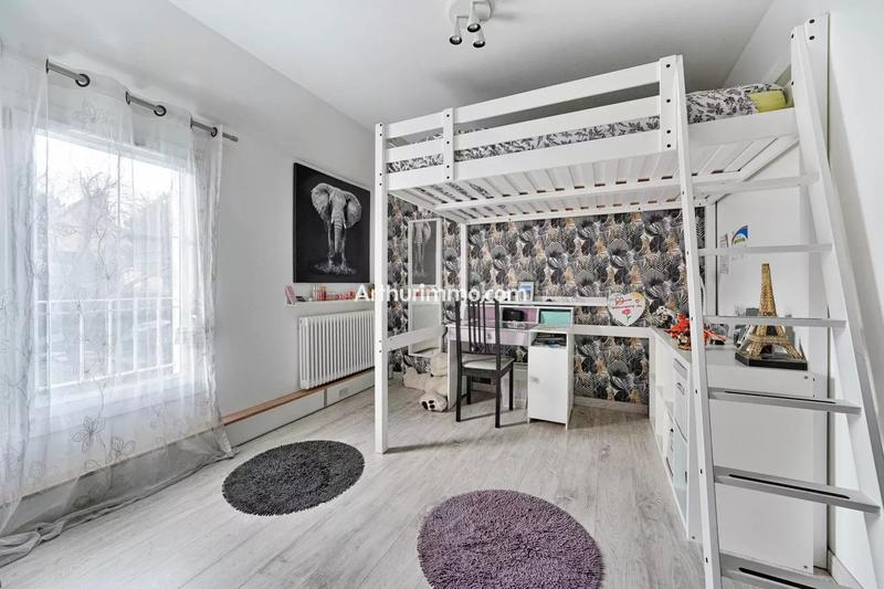 Maison - 110 m² - 5 pièces