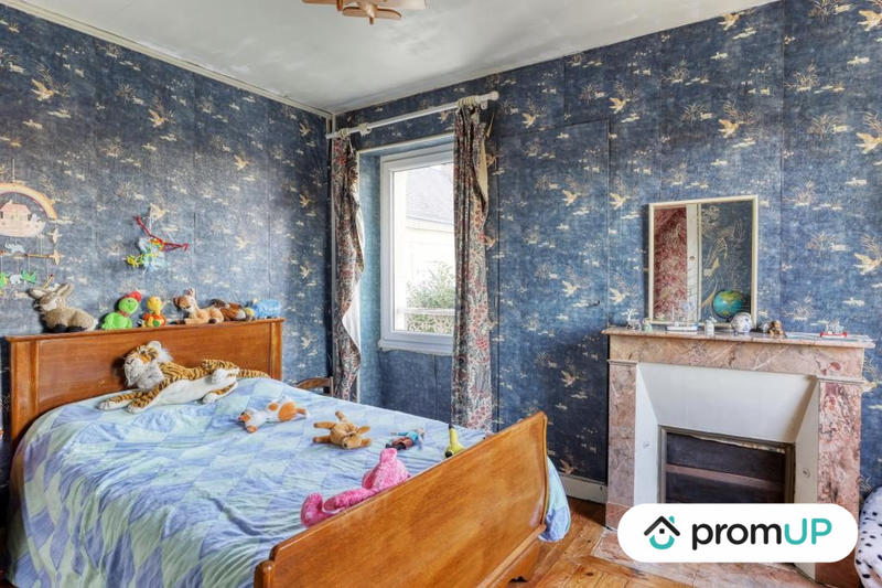 Maison - 270 m² - 10 pièces