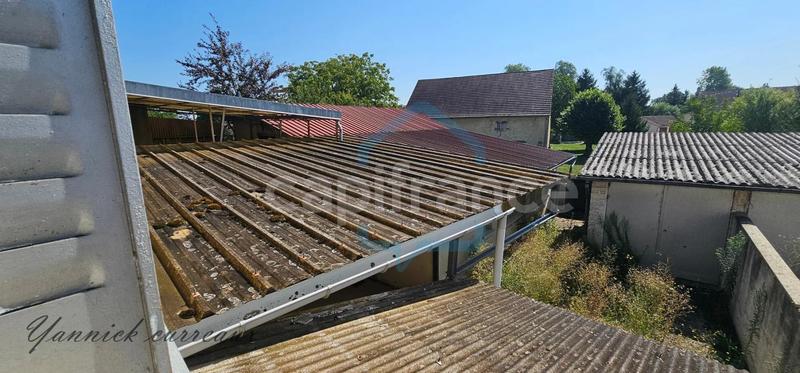 Maison - 244 m² - 9 pièces