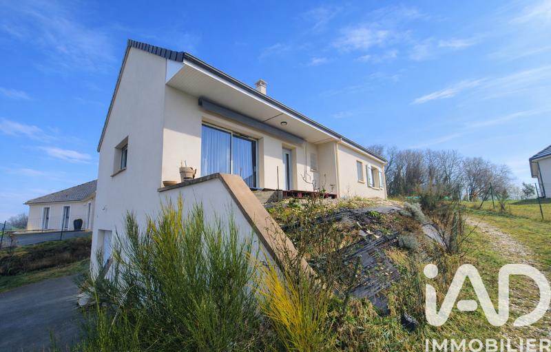 Maison - 90 m² - 4 pièces