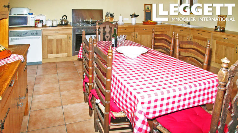 Maison - 193 m² - 8 pièces