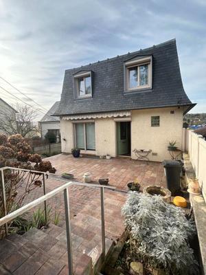 Maison - 92 m² - 4 pièces