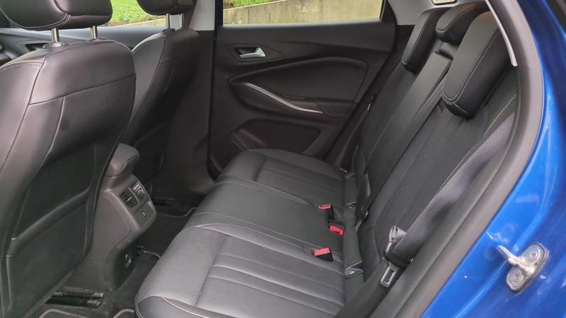 Opel Grandland X 1.6 Cdti 120 Eat6 Ultimate - Automatique