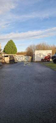 Parking / Garage - 220 m²