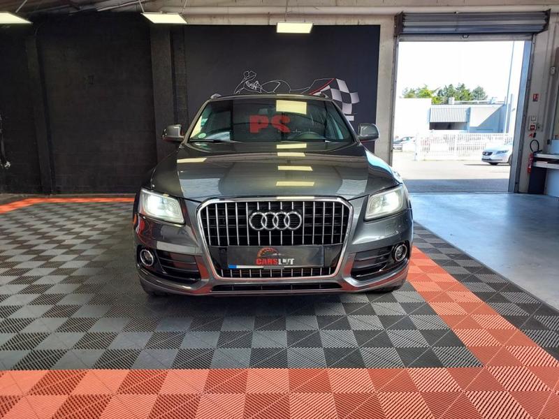 Audi Q5 2.0 Tdi 150 Ch s-Line - Garantie 6 Mois Carslift