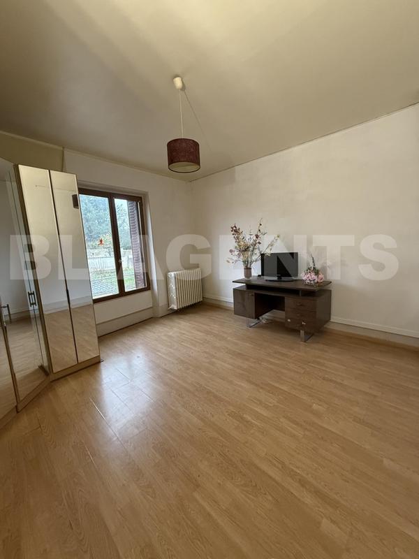 Maison - 120 m² - 7 pièces